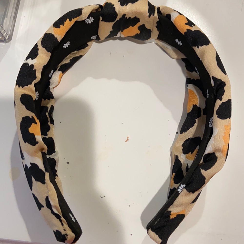 Lele Saddoughi Leopard Print Knot Headband